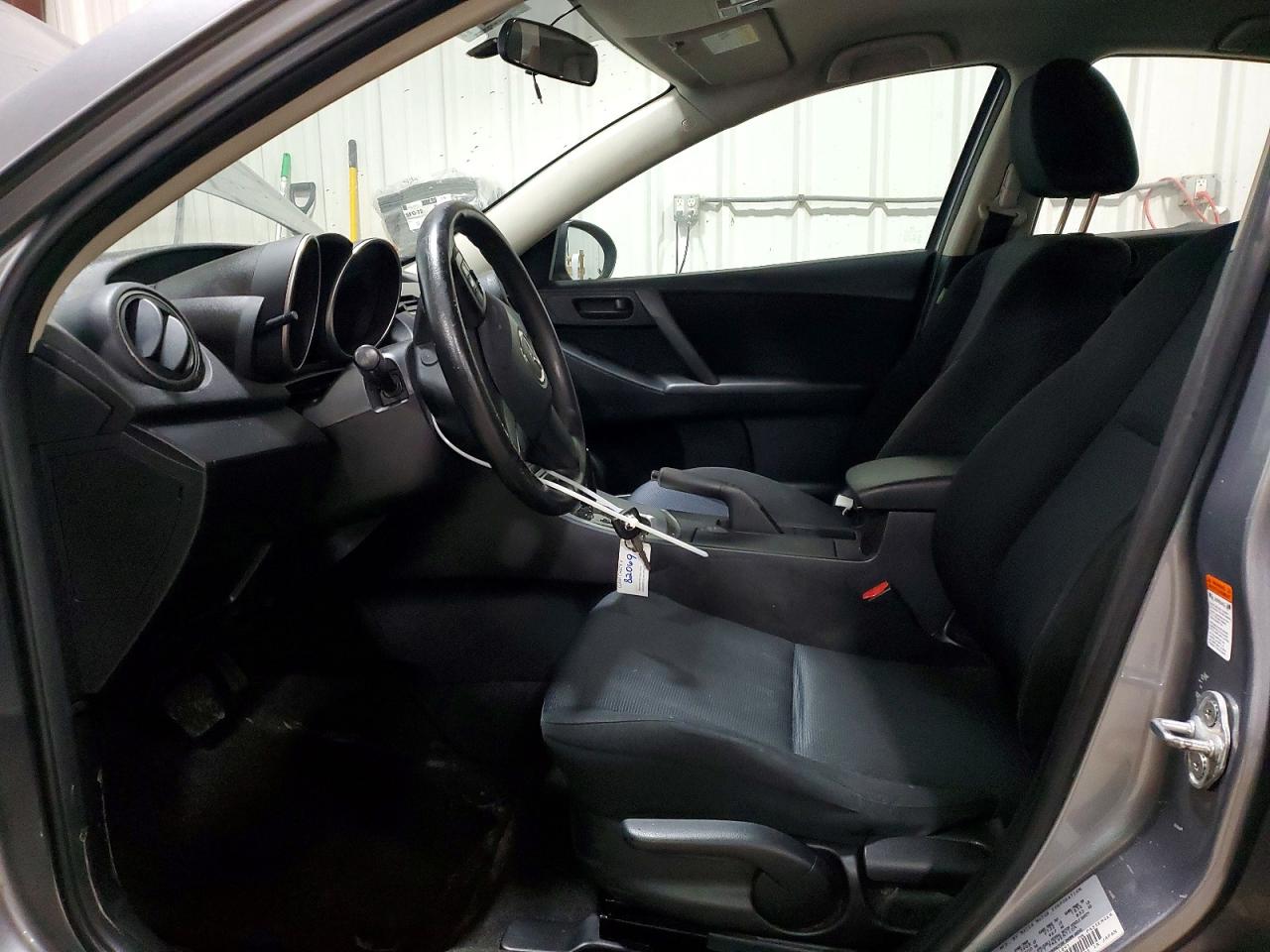 2010 MAZDA 3 I photo 13