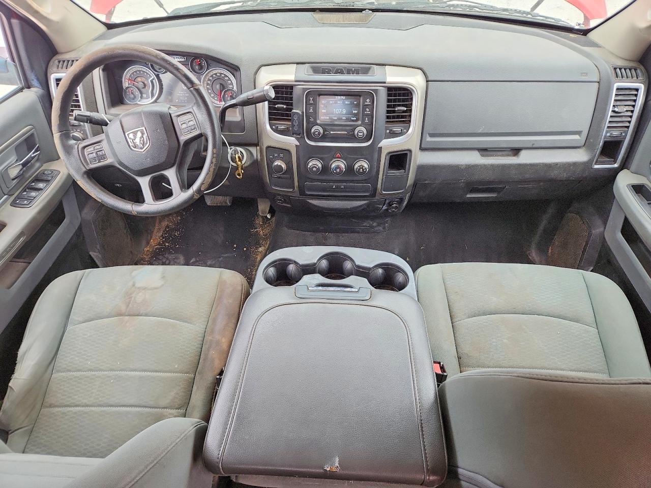 2013 RAM 1500 SLT photo 22