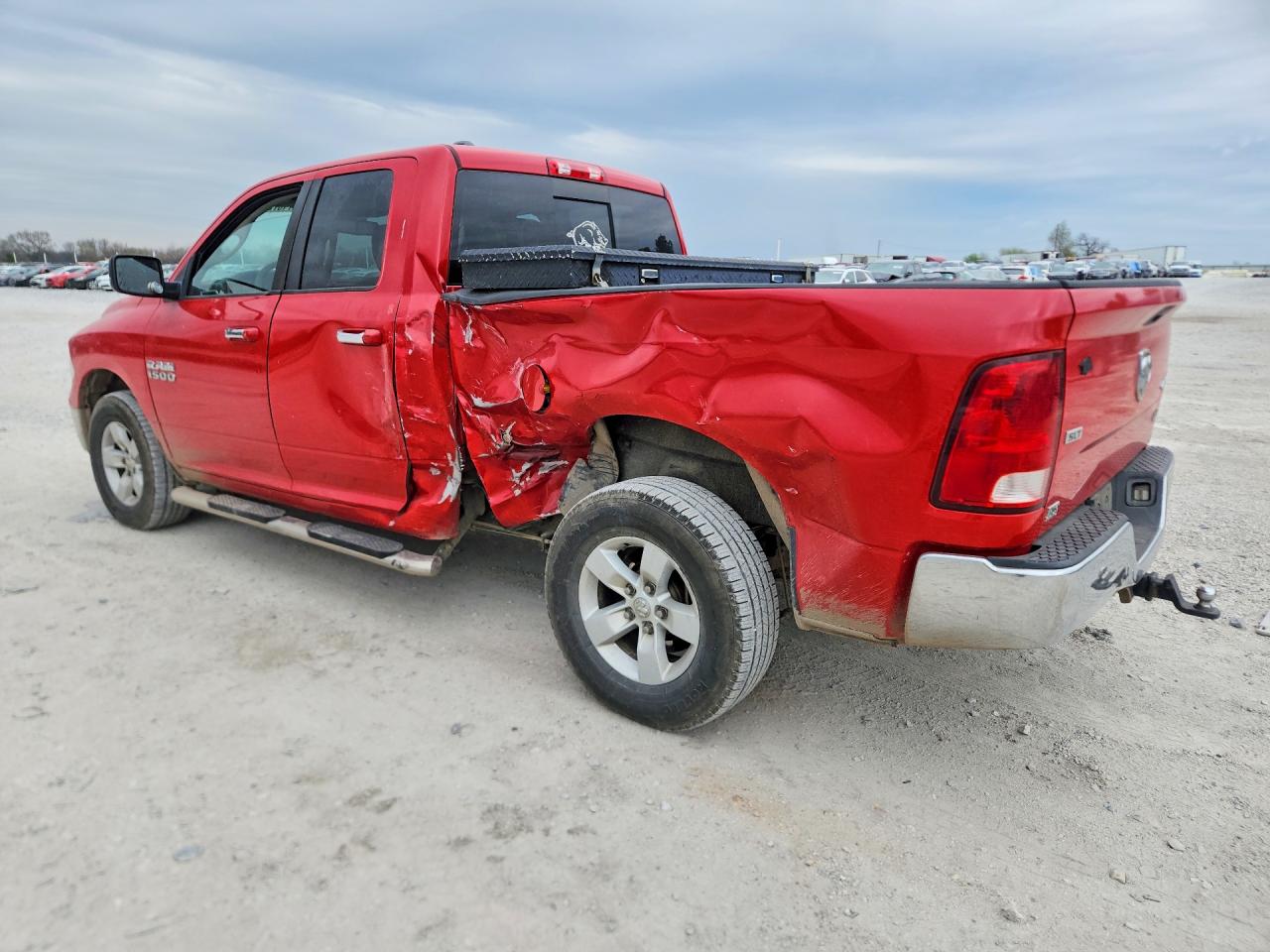 2013 RAM 1500 SLT photo 4