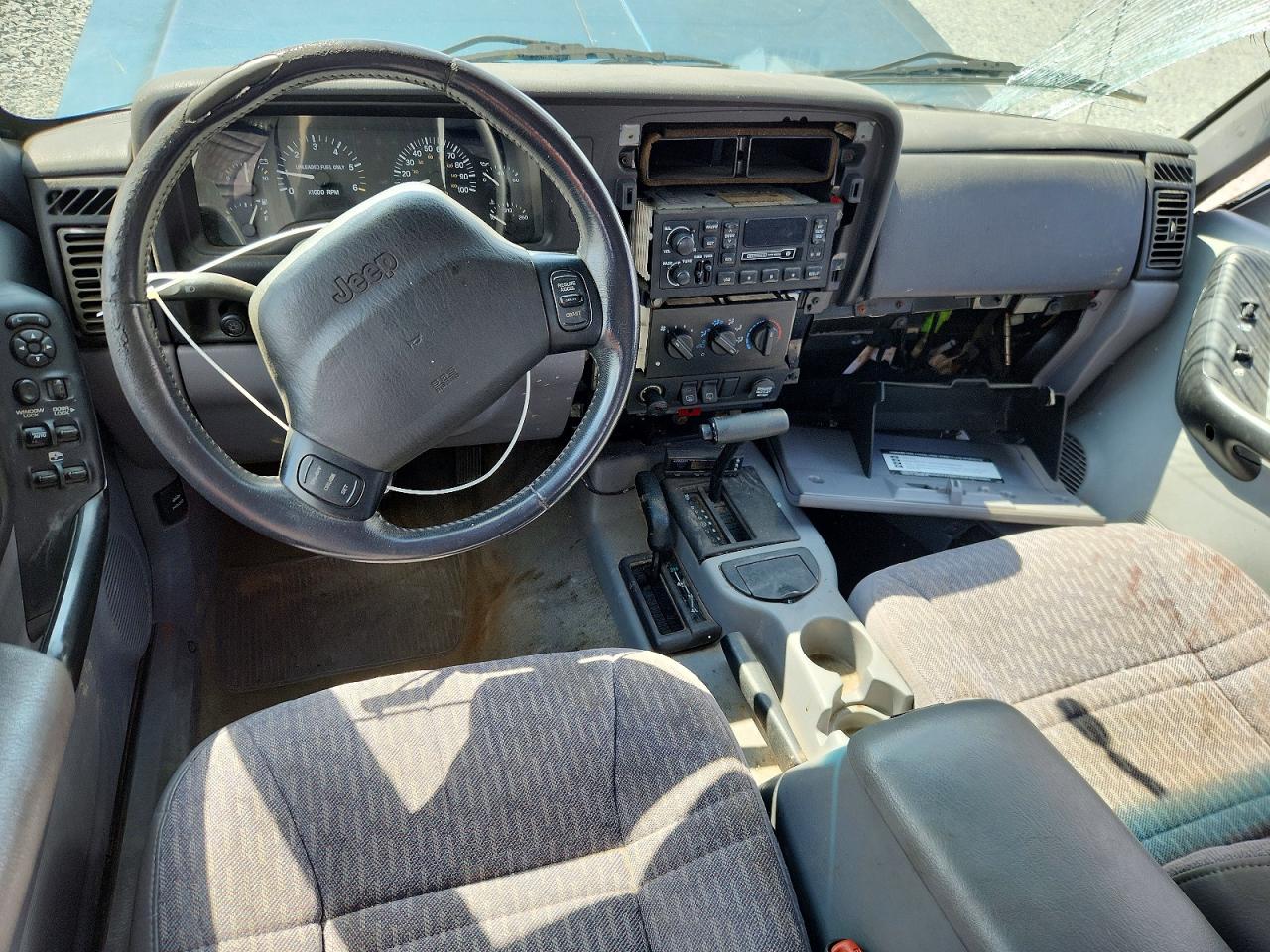 1997 JEEP CHEROKEE SPORT photo 8