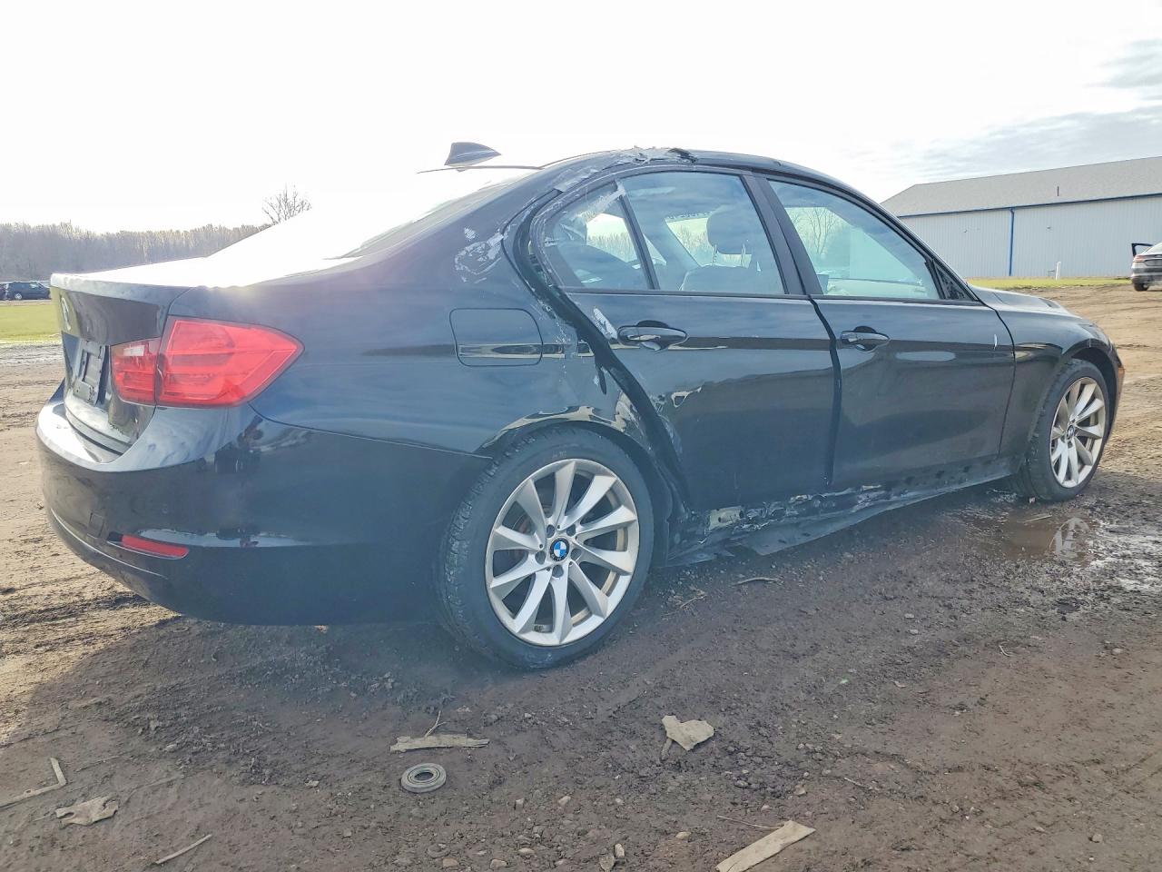 2015 BMW 320 I XDRIVE photo 3