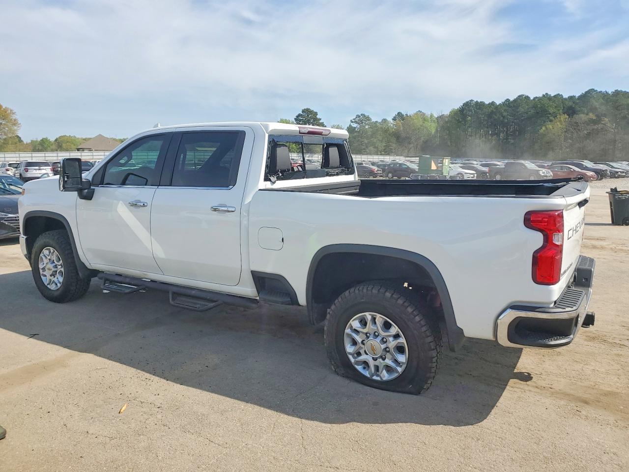 2021 CHEVROLET SILVERADO K2500 HEAVY DUTY LTZ photo 2