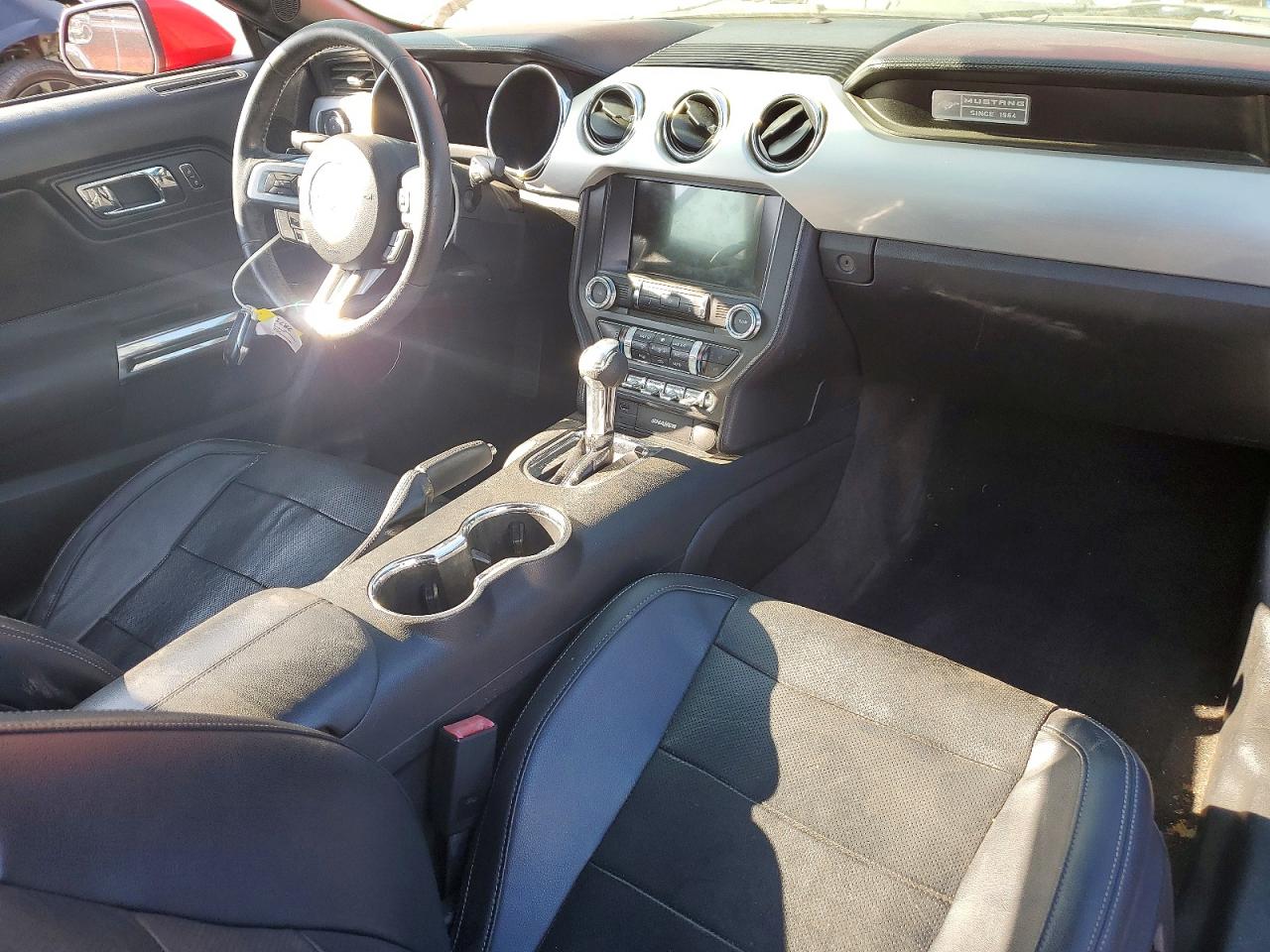 2016 FORD MUSTANG photo 15