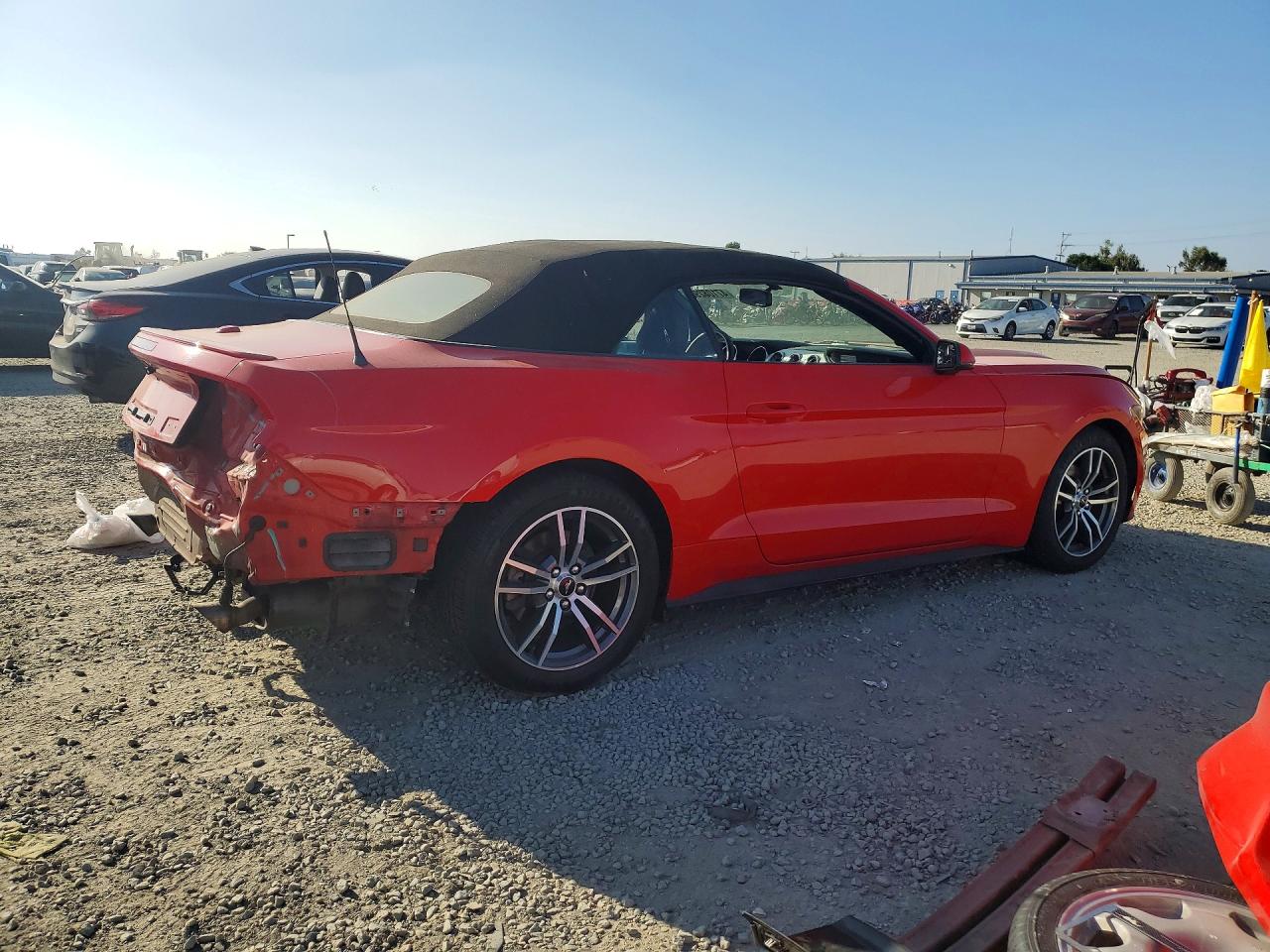 2016 FORD MUSTANG photo 5