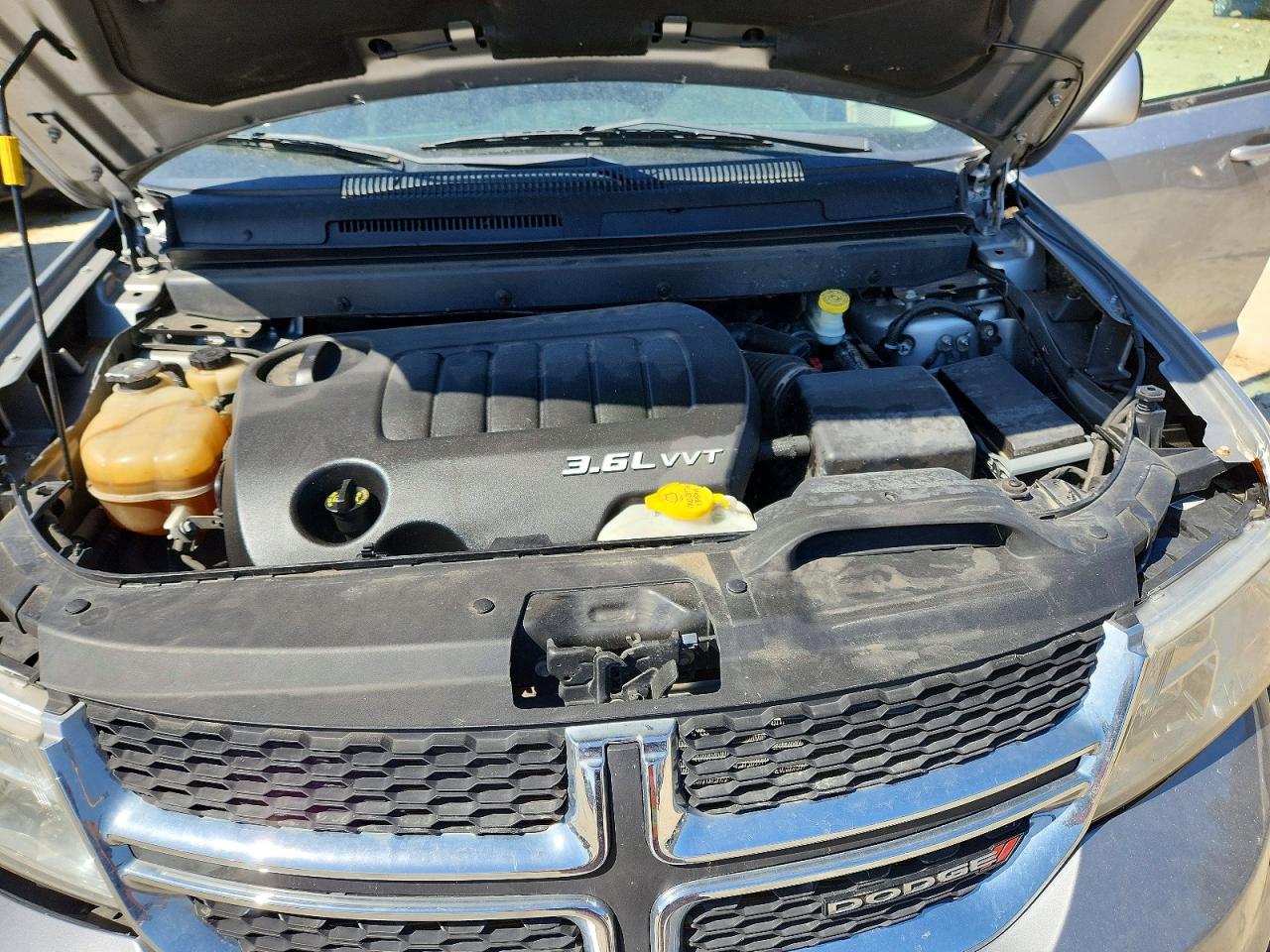 2015 DODGE JOURNEY SXT photo 12