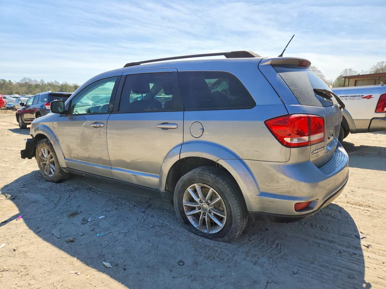 2015 DODGE JOURNEY SXT photo 2