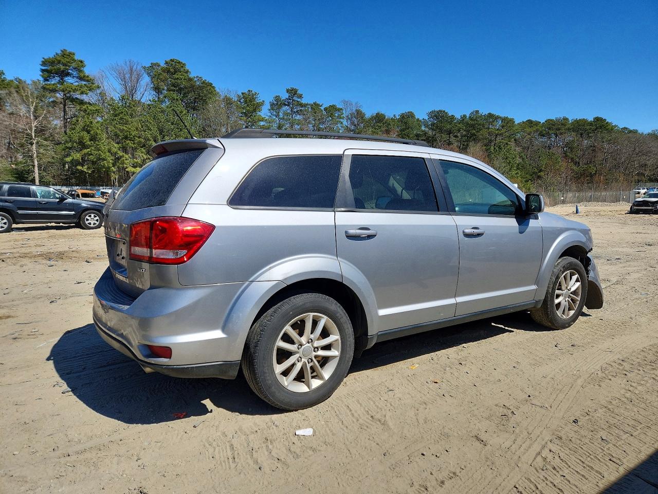 2015 DODGE JOURNEY SXT photo 3