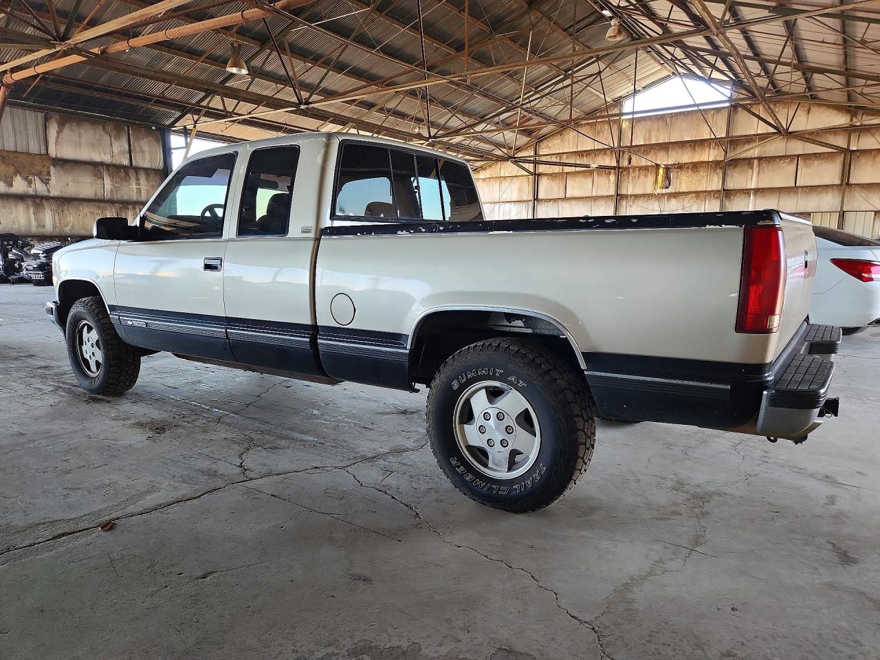 1993 CHEVROLET GMT-400 K1500 photo 3