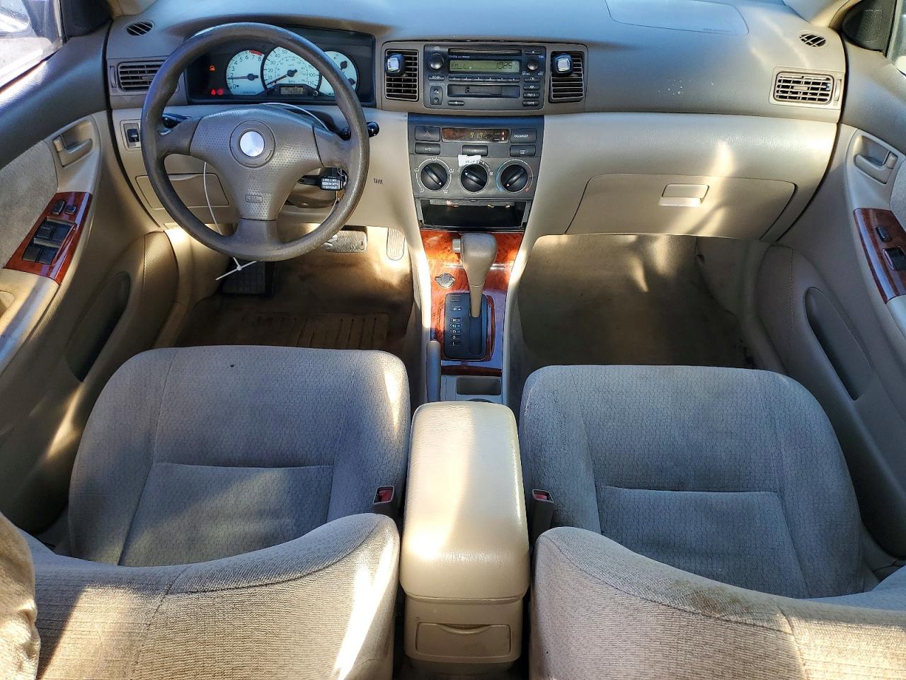 2003 TOYOTA COROLLA LE photo 8