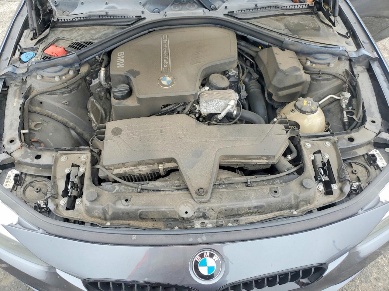 2017 BMW 320 photo 11
