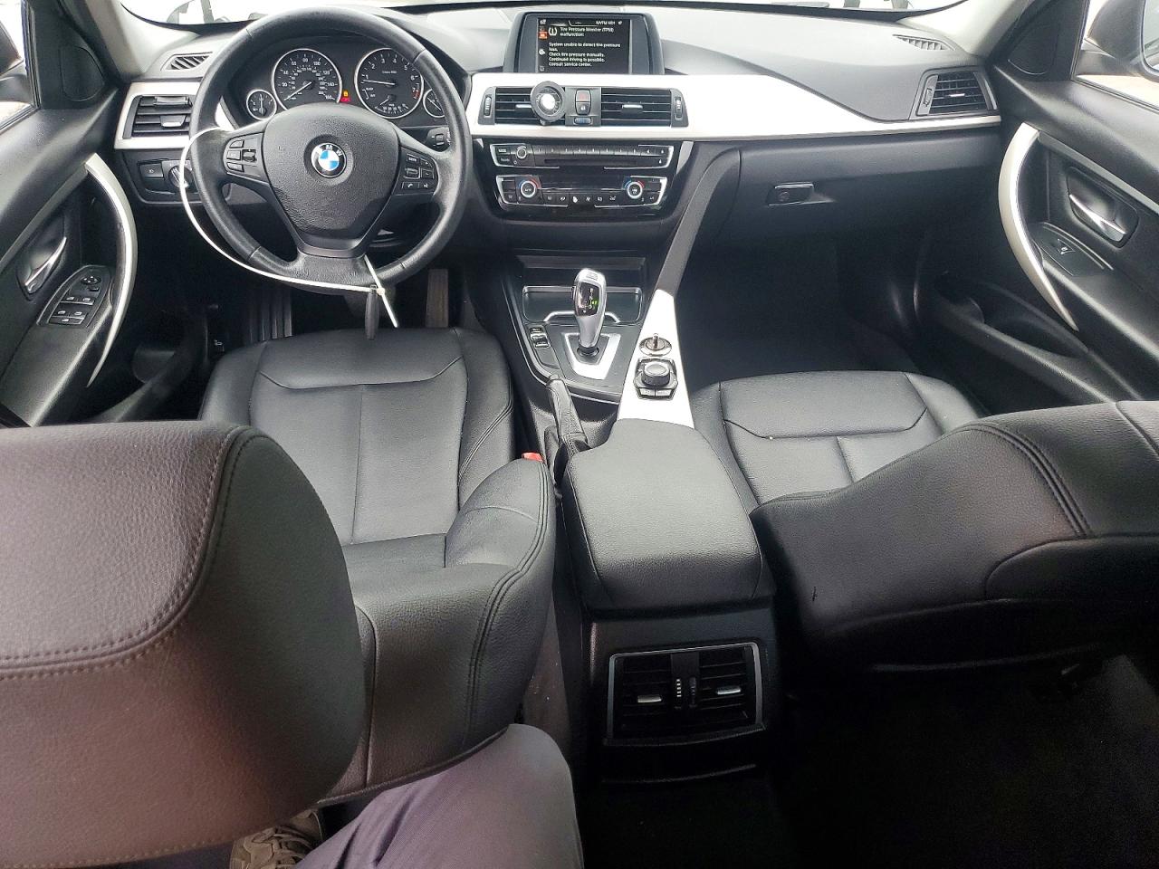 2017 BMW 320 photo 8
