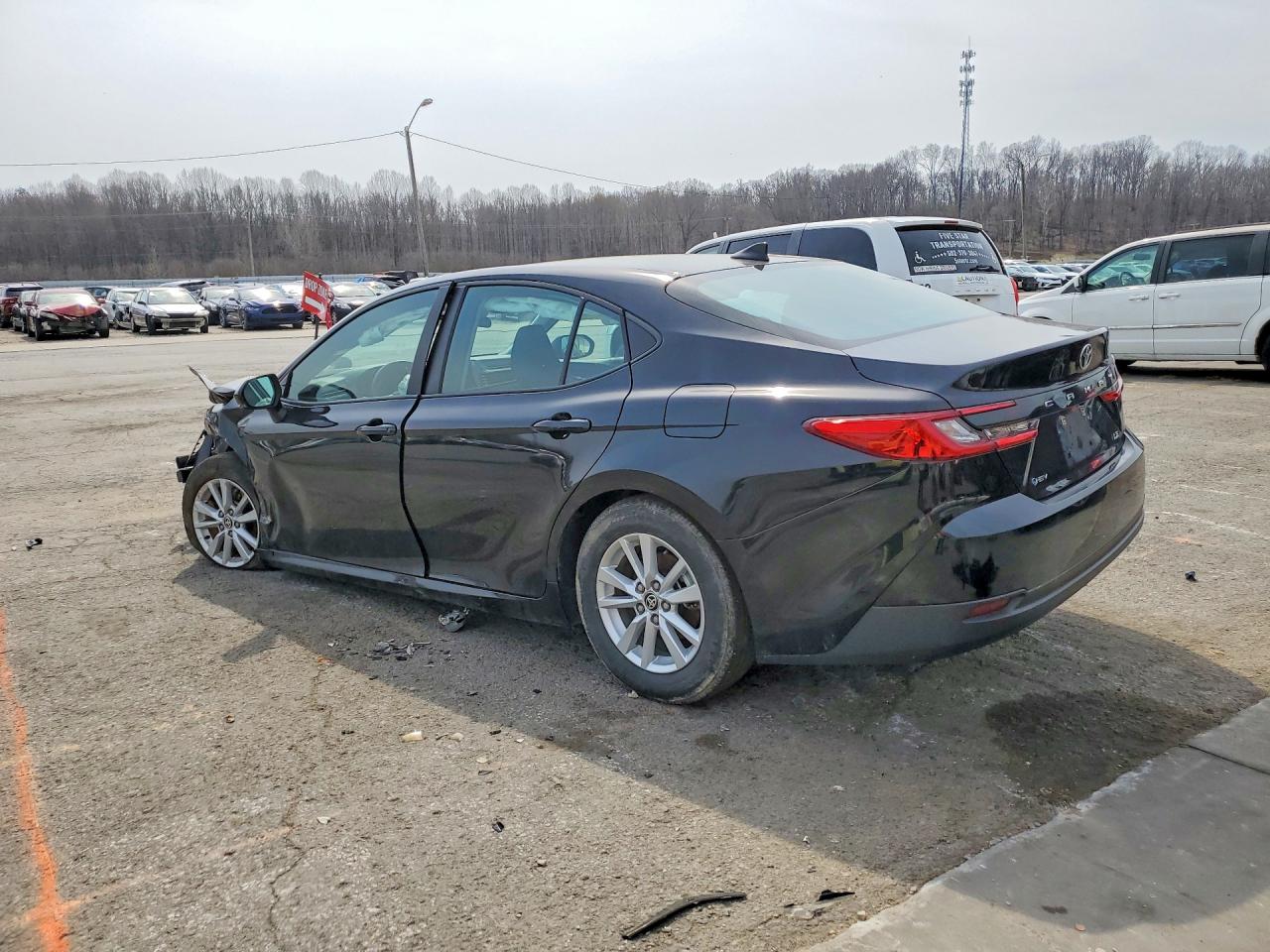 2025 TOYOTA CAMRY LE photo 3