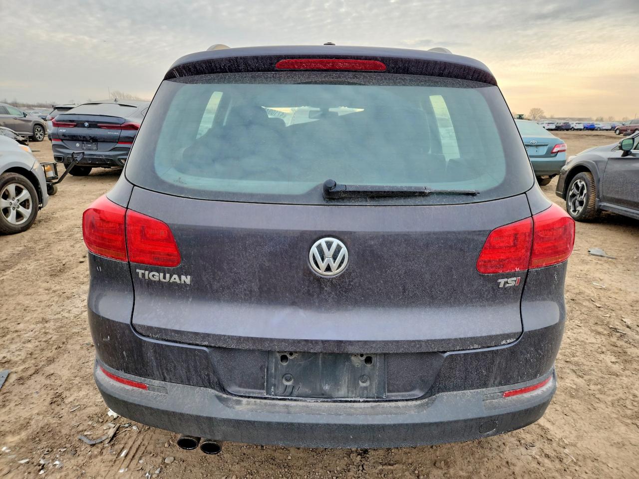 2016 VOLKSWAGEN TIGUAN S photo 16