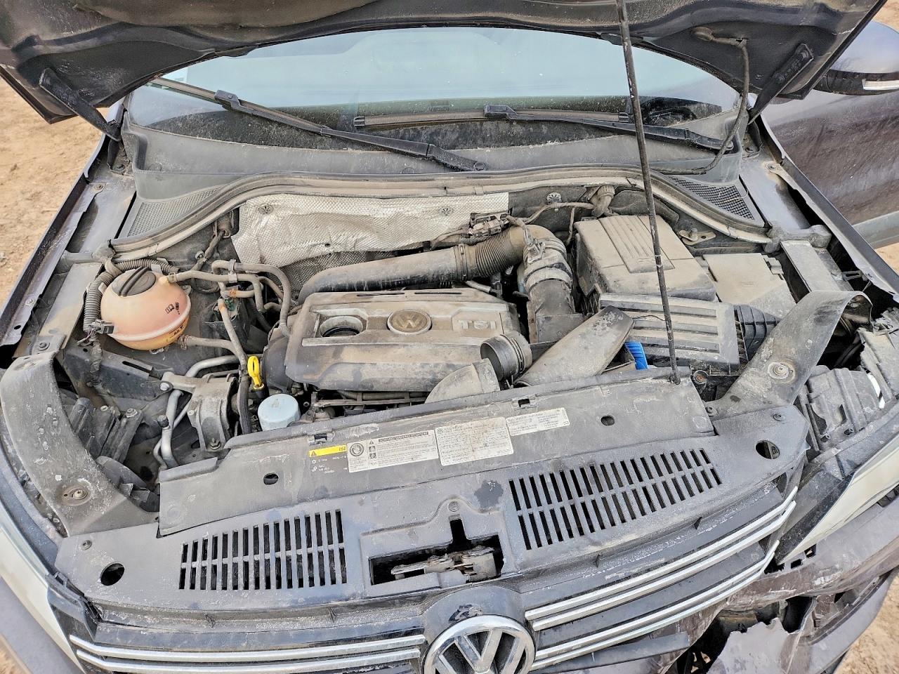 2016 VOLKSWAGEN TIGUAN S photo 31