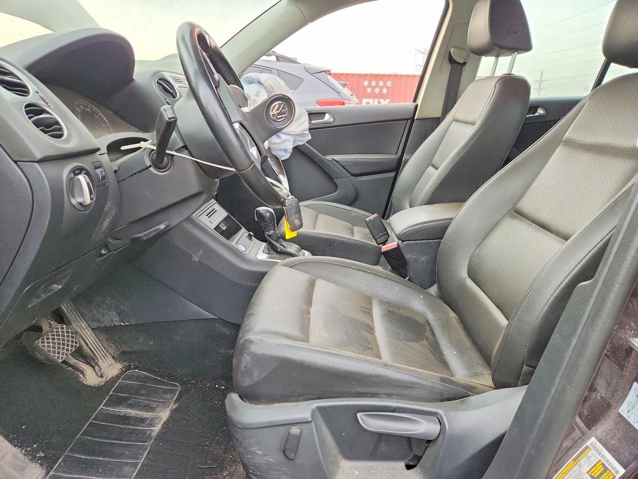 2016 VOLKSWAGEN TIGUAN S photo 19