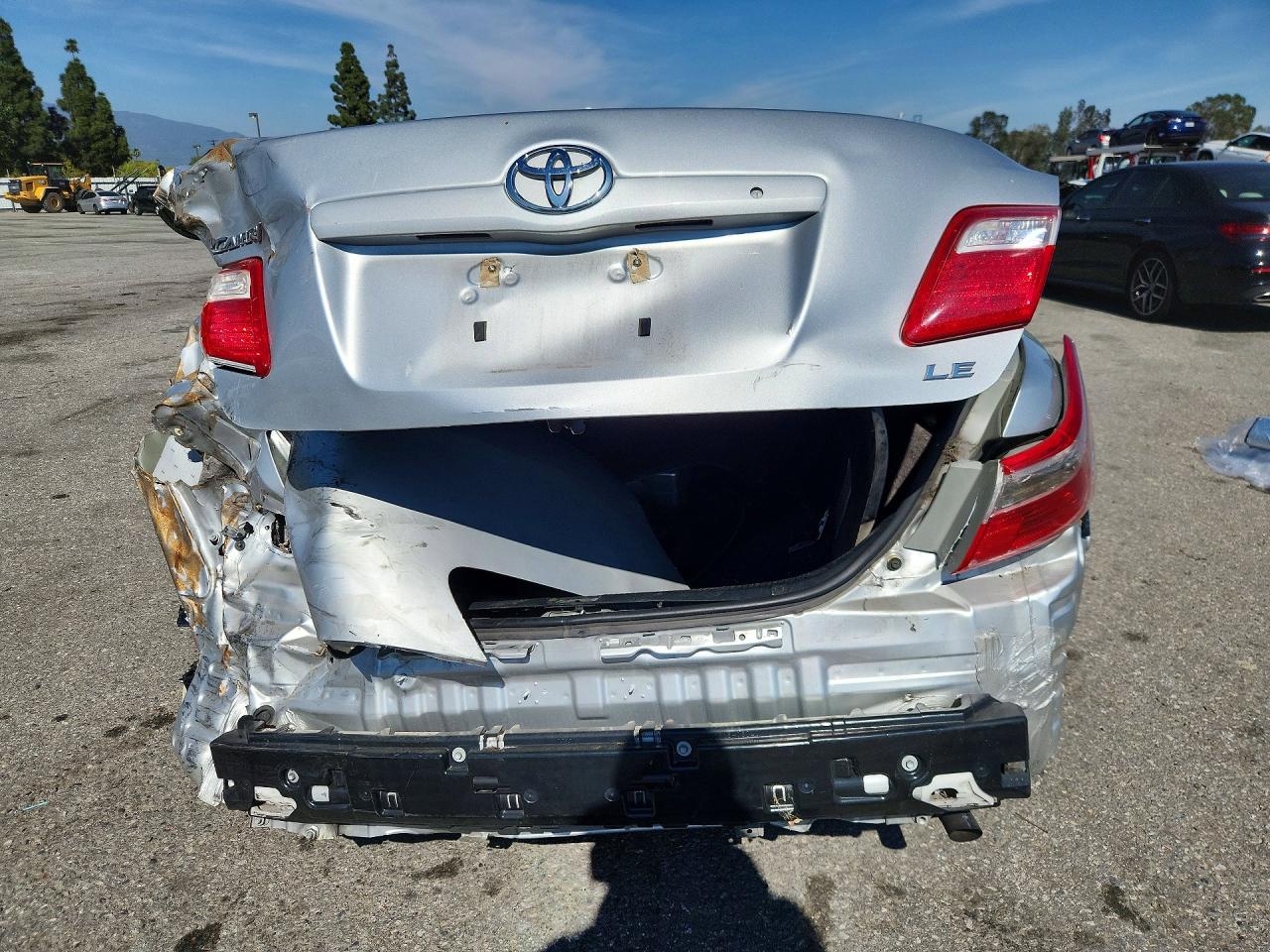 2007 TOYOTA CAMRY LE photo 11
