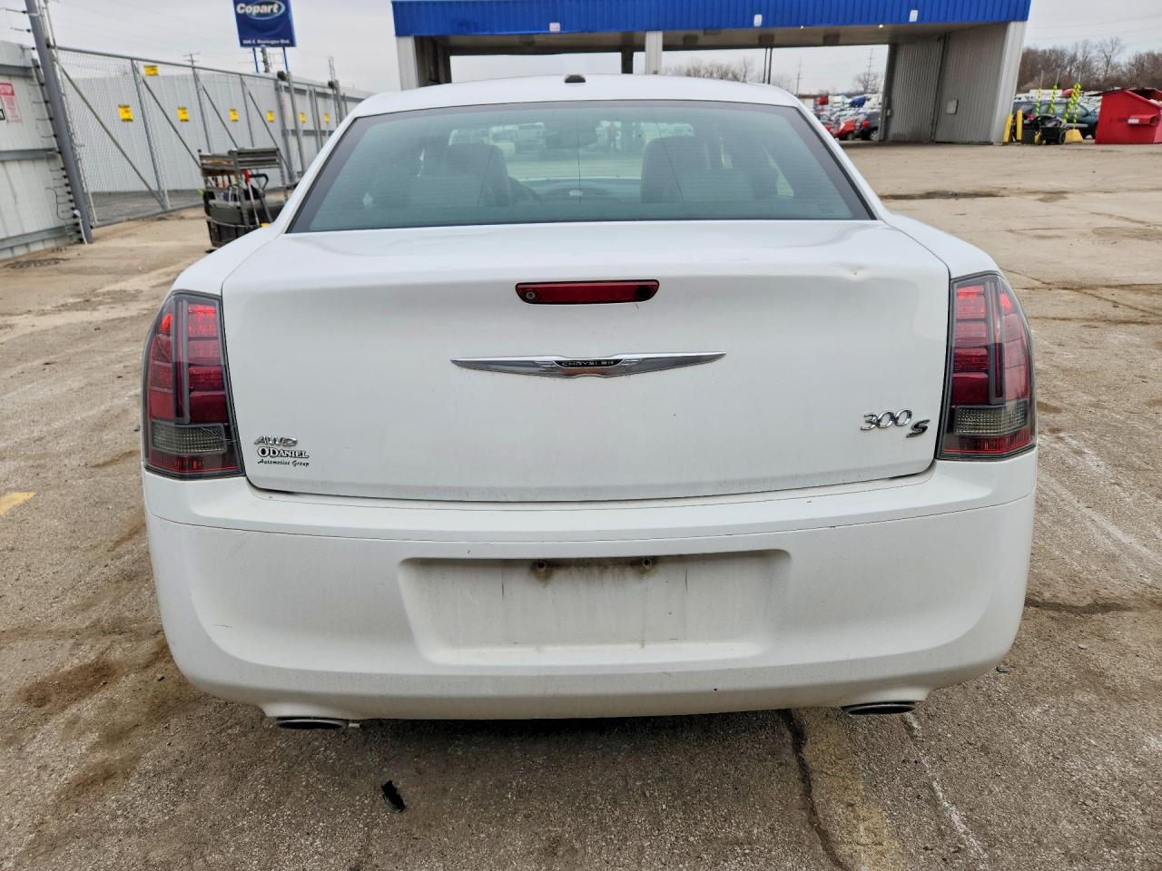 2014 CHRYSLER 300 S photo 11