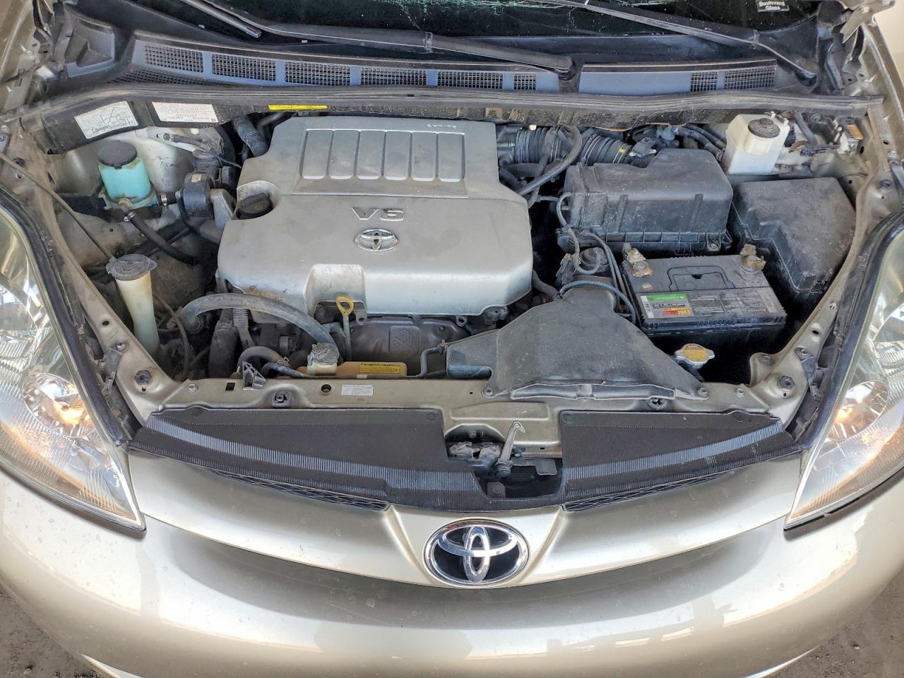 2007 TOYOTA SIENNA photo 34