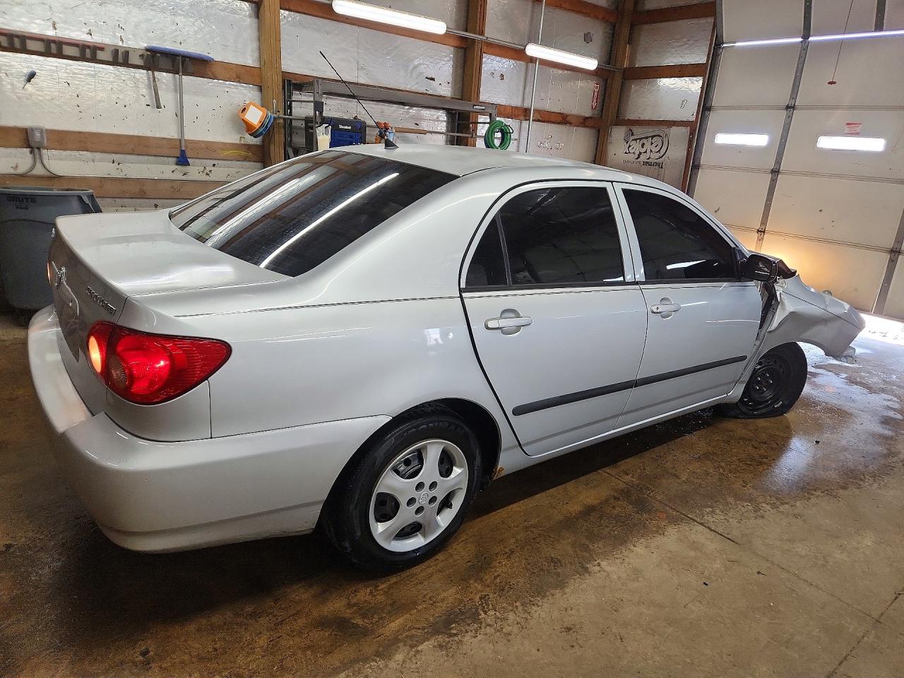 2005 TOYOTA COROLLA CE photo 5