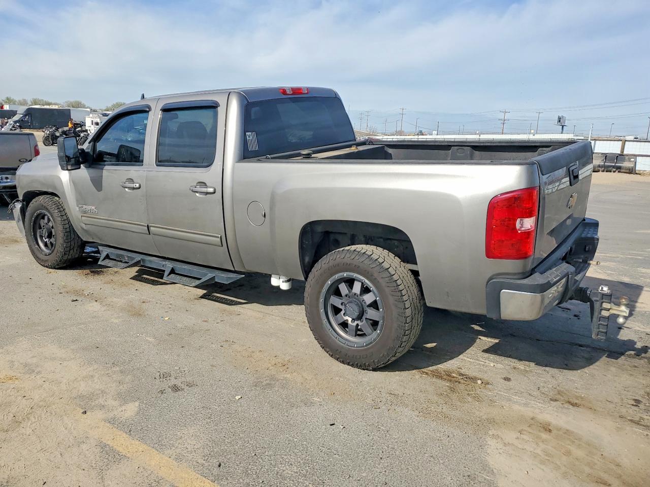 2009 CHEVROLET SILVERADO K2500 HEAVY DUTY LTZ photo 3
