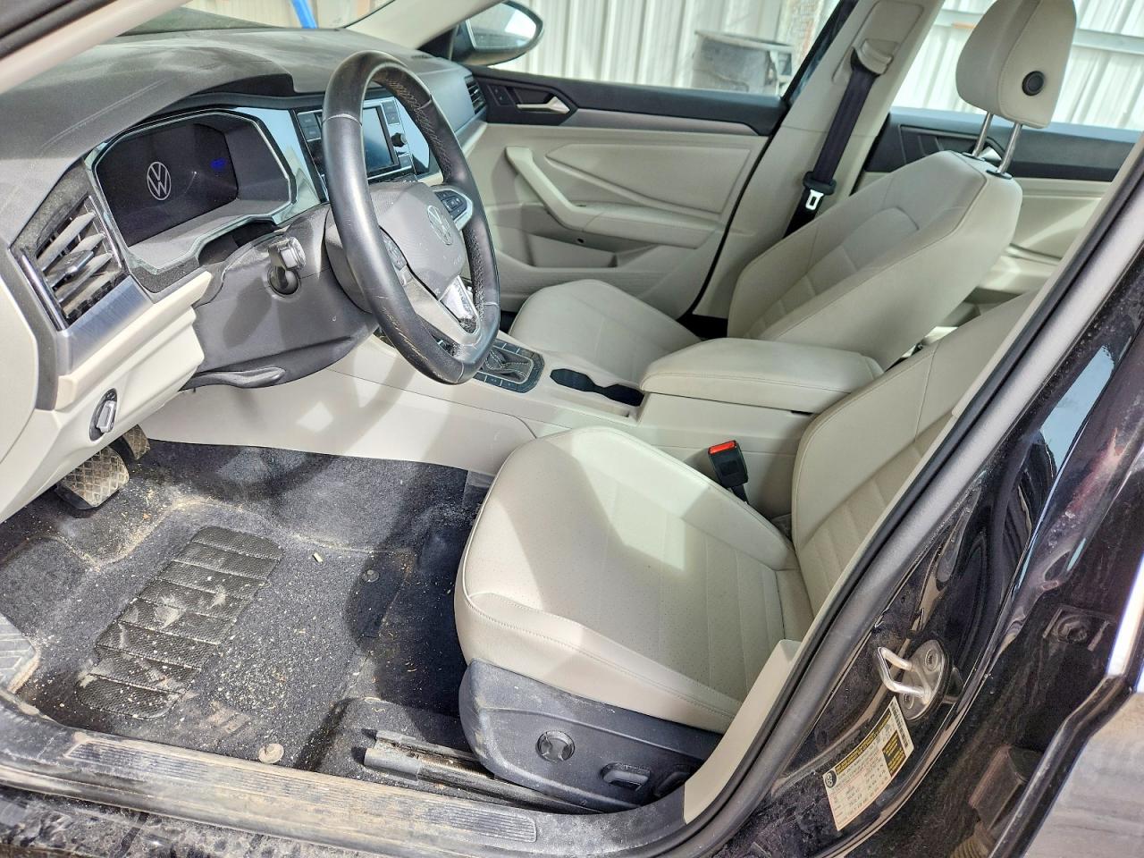 2023 VOLKSWAGEN JETTA SE photo 13