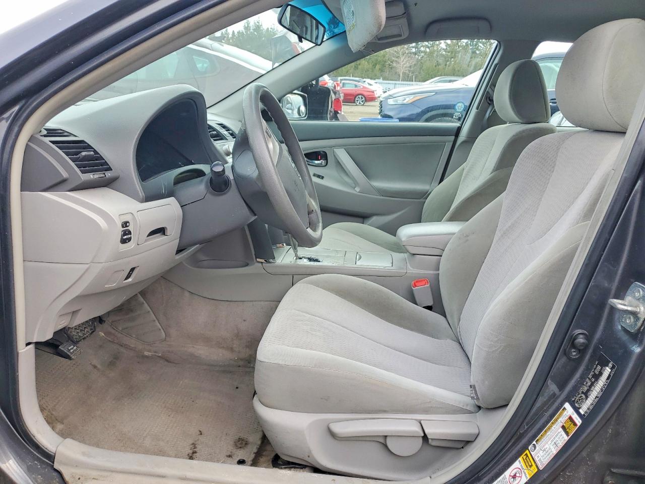 2011 TOYOTA CAMRY BASE photo 13