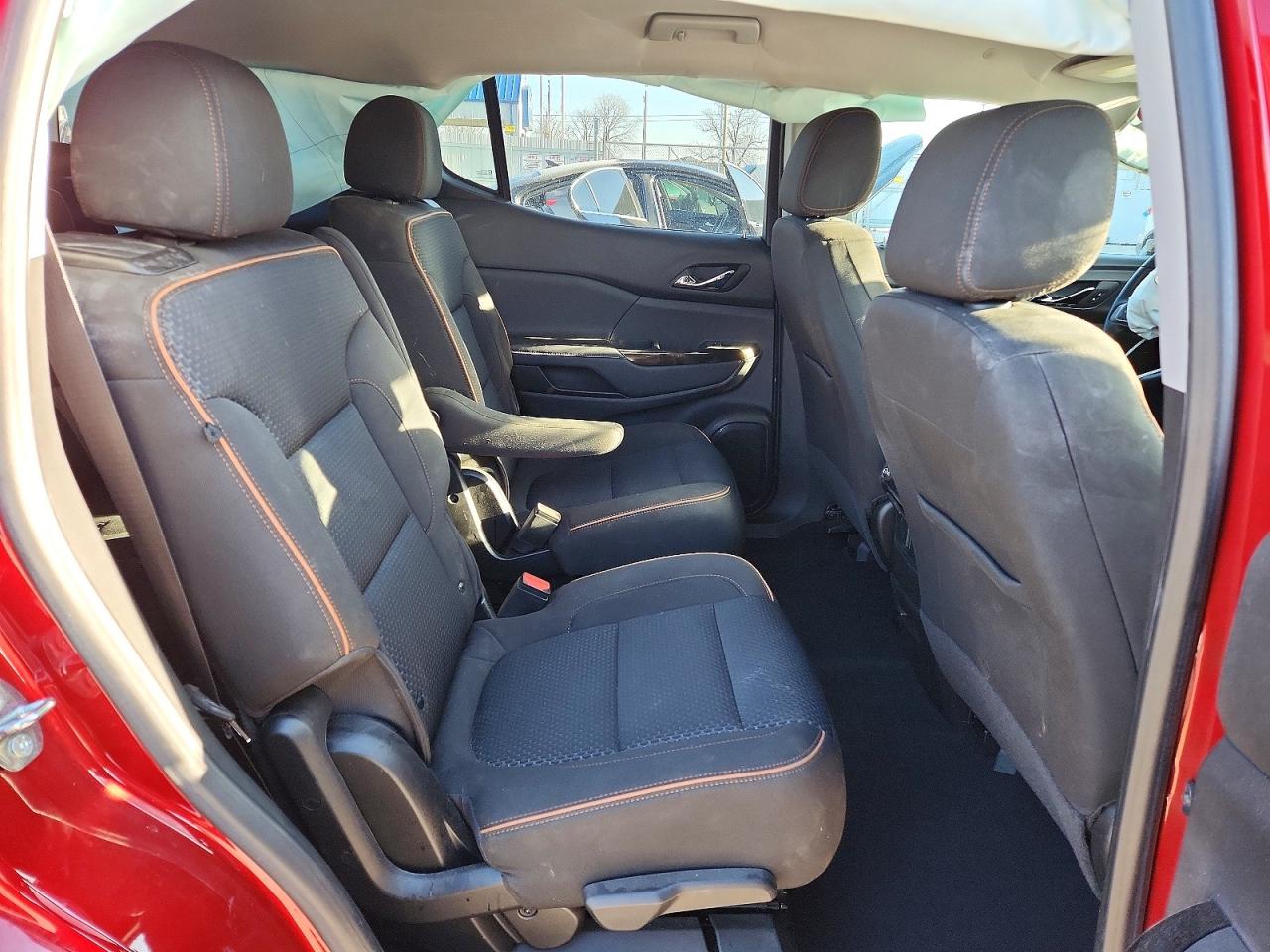 2023 GMC ACADIA AT4 photo 21