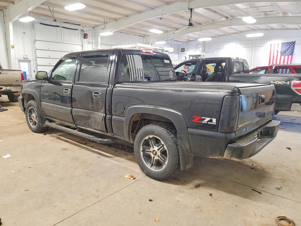 2007 CHEVROLET SILVERADO K1500 CLASSIC CREW CAB photo 4