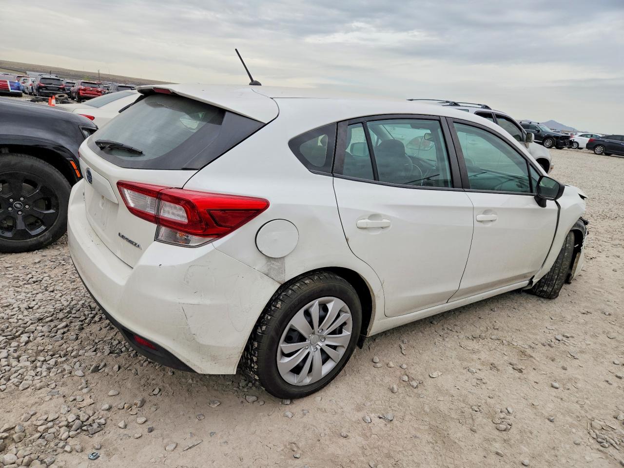 2019 SUBARU IMPREZA photo 7