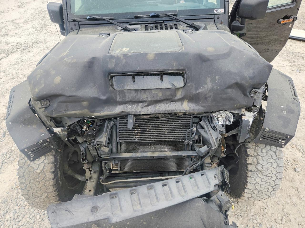 2015 JEEP WRANGLER UNLIMITED SPORT photo 23