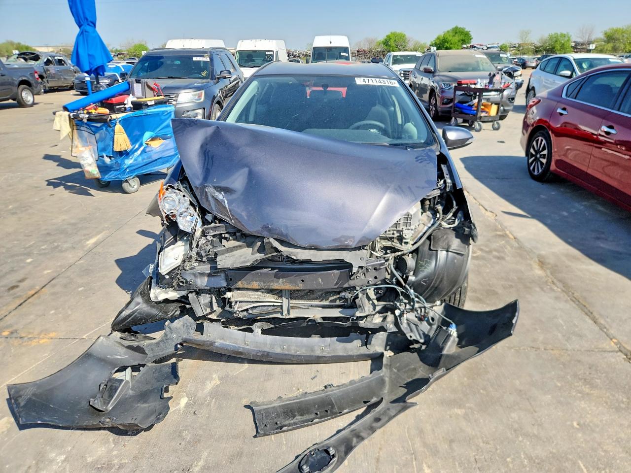 2013 TOYOTA PRIUS C TWO photo 13