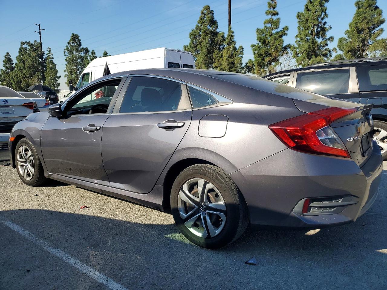 2017 HONDA CIVIC LX photo 3