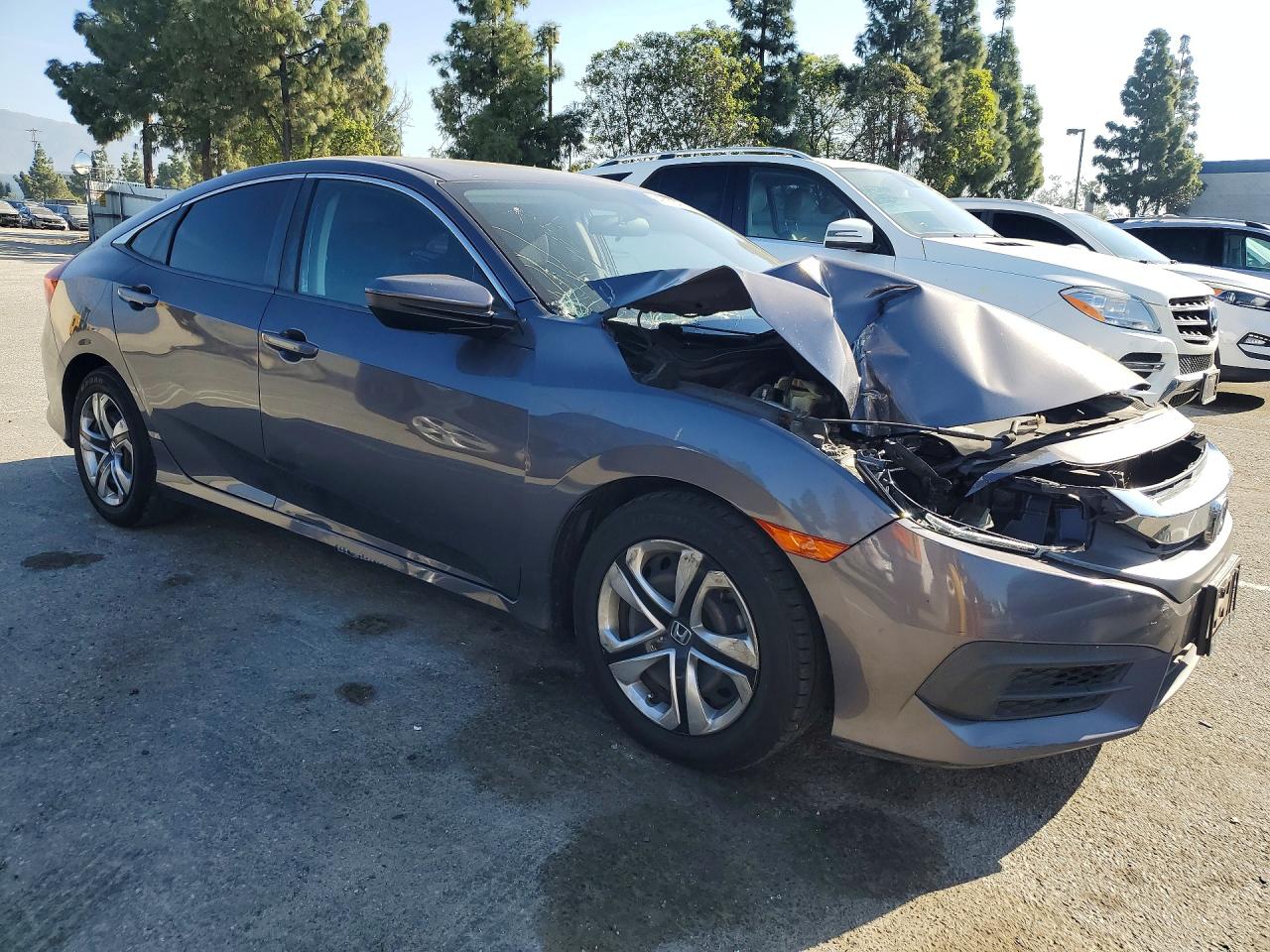 2017 HONDA CIVIC LX photo 7