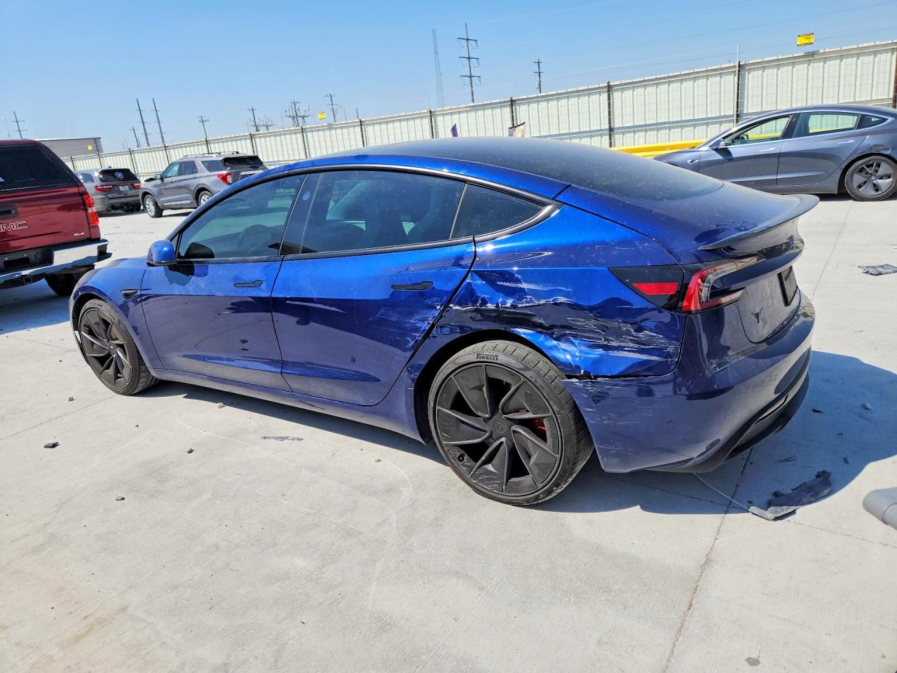 2024 TESLA MODEL 3 photo 4