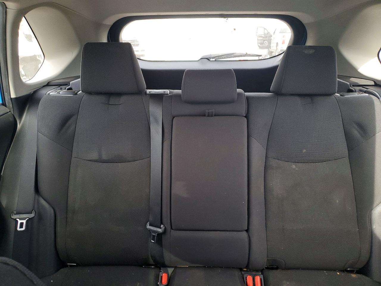 2019 TOYOTA RAV4 LE photo 19
