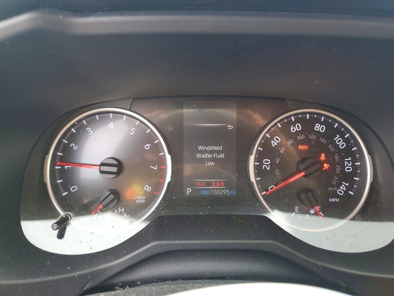 2019 TOYOTA RAV4 LE photo 17