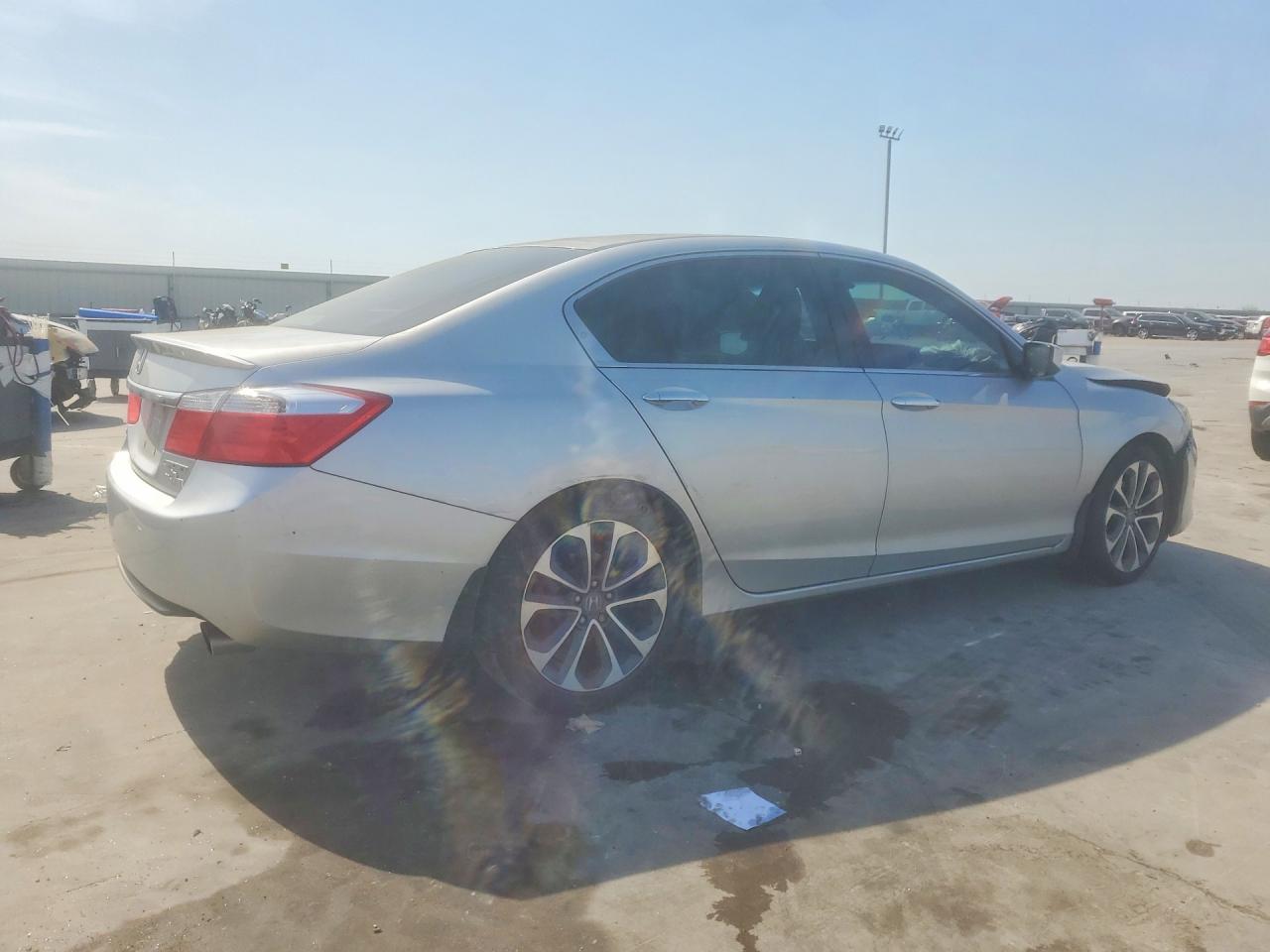 2013 HONDA ACCORD SPORT photo 3