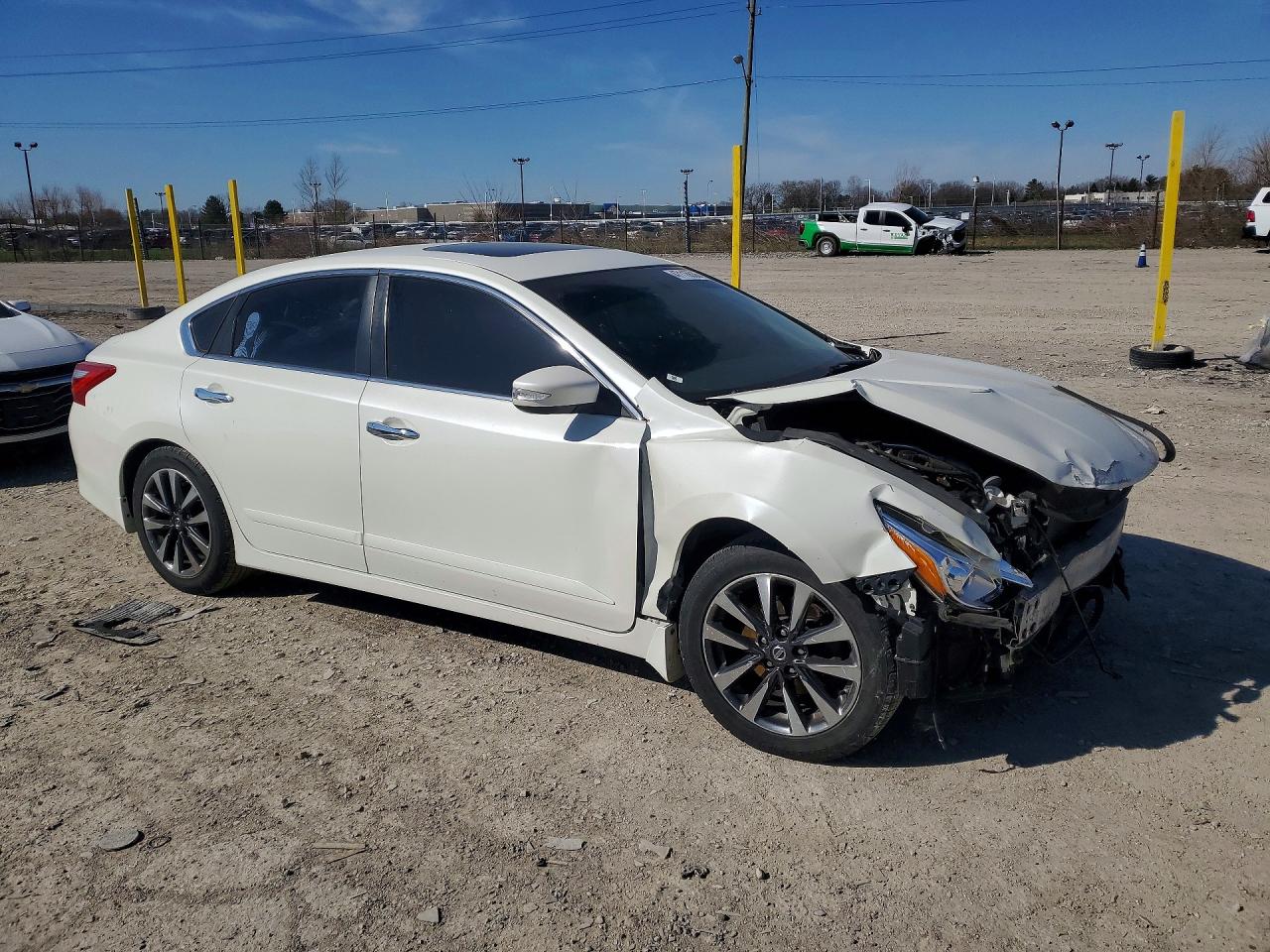 2016 NISSAN ALTIMA 2.5 SV photo 4