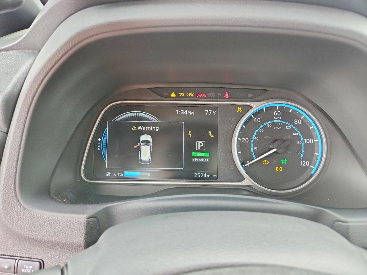 2025 NISSAN LEAF S photo 17