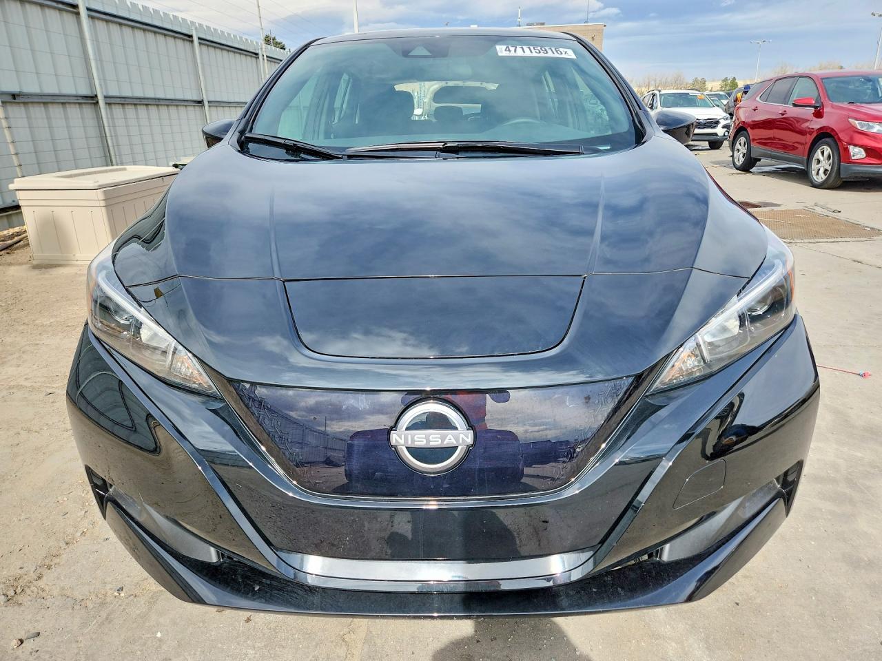 2025 NISSAN LEAF S photo 9
