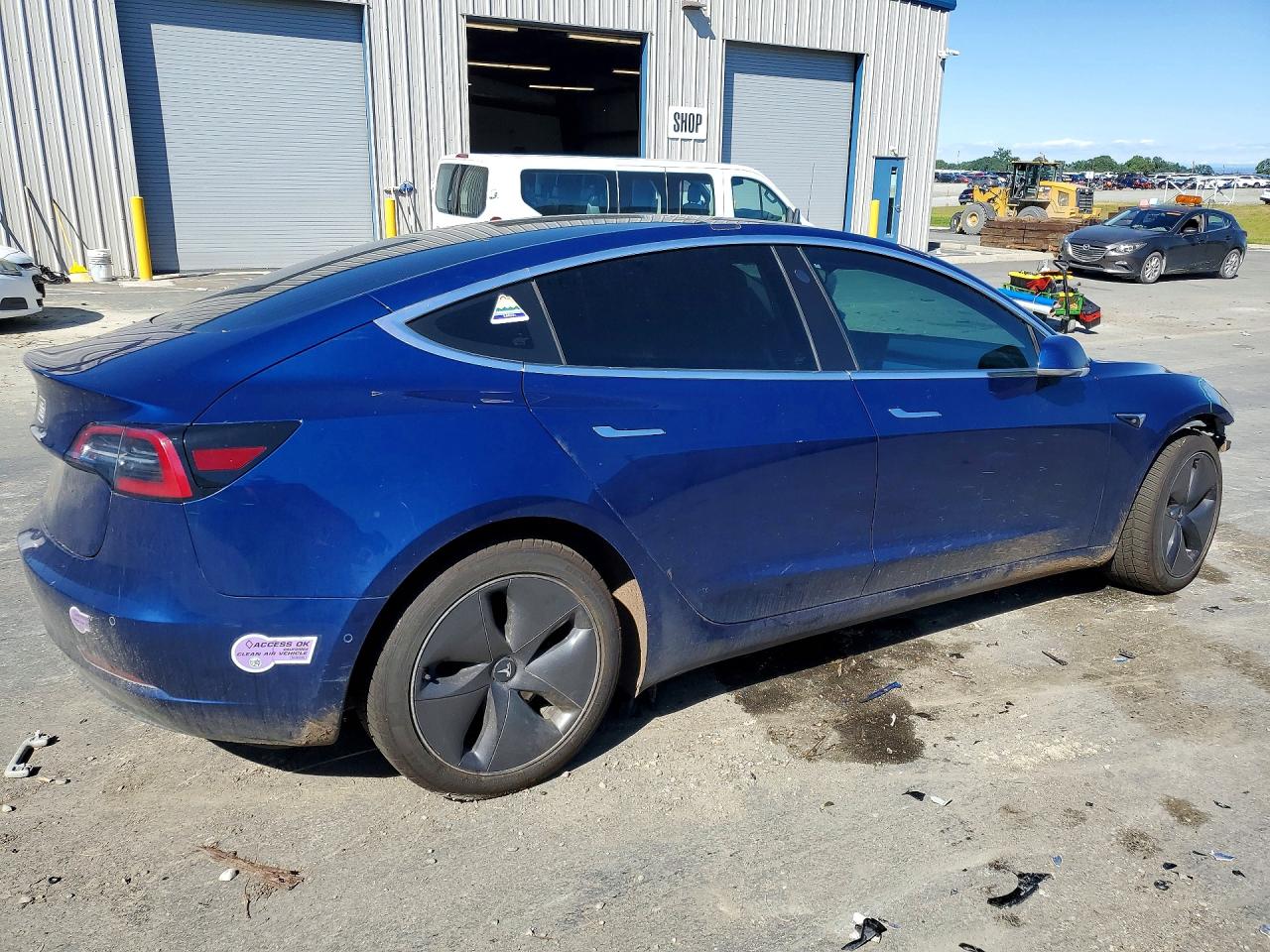 2018 TESLA MODEL 3 photo 5