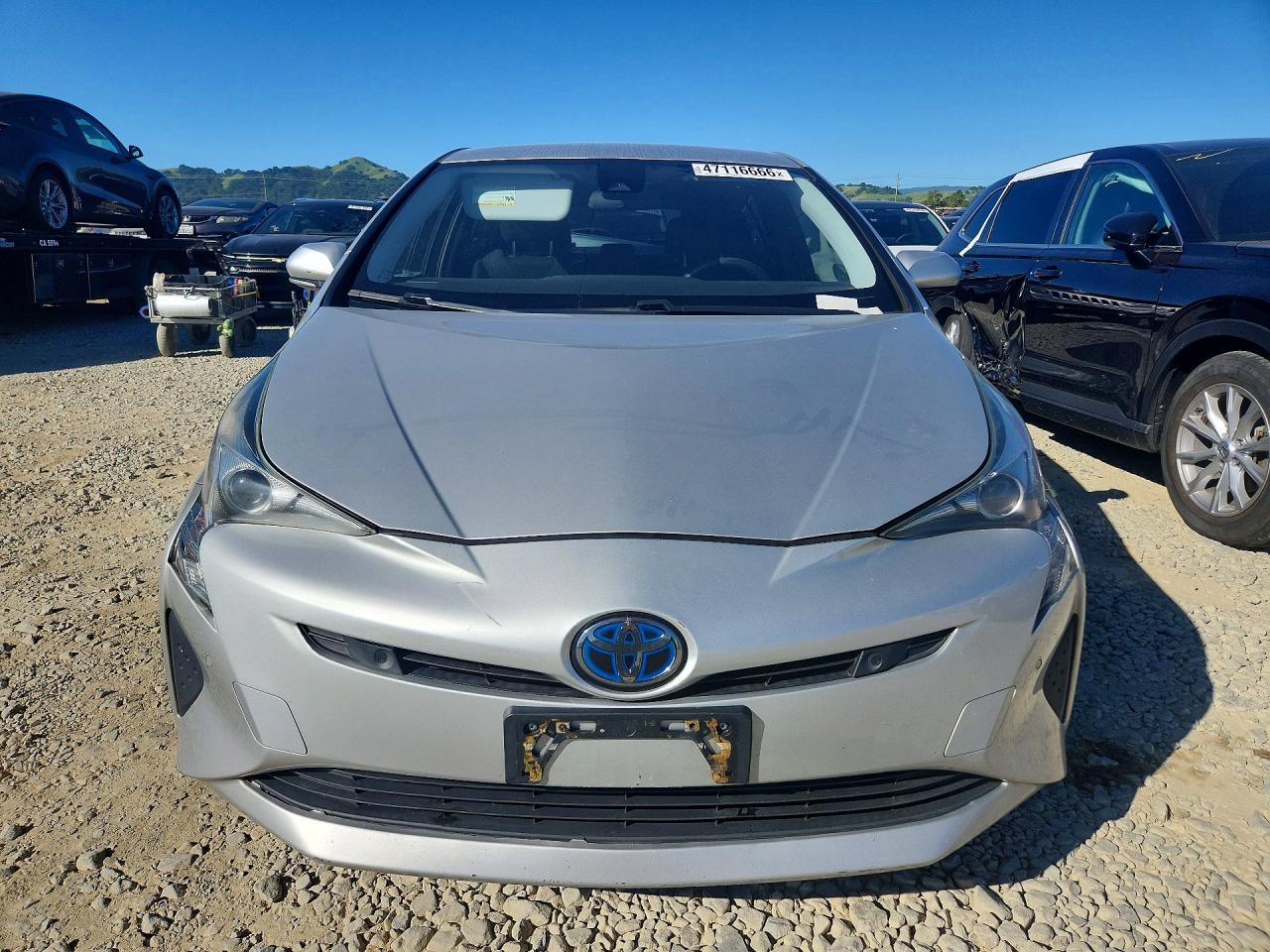 2018 TOYOTA PRIUS TWO photo 9