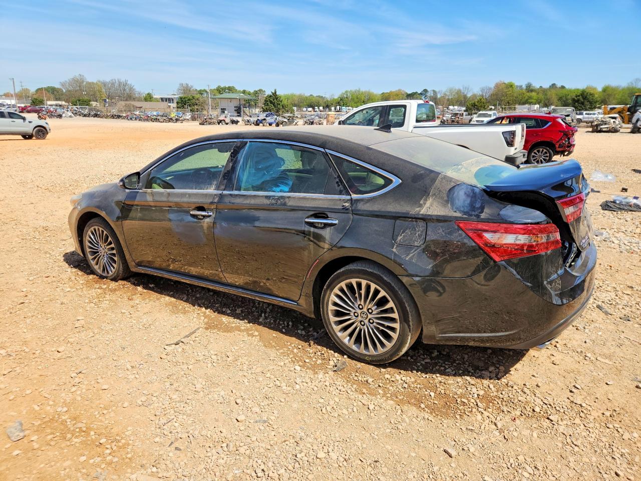 2016 TOYOTA AVALON LIMITED photo 4