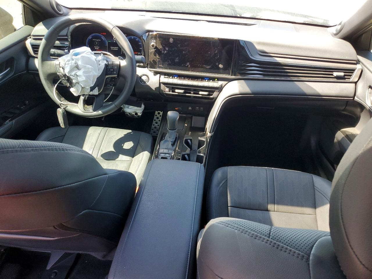 2025 TOYOTA CAMRY XSE photo 22
