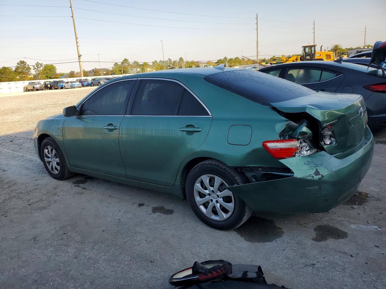 2007 TOYOTA CAMRY LE photo 3