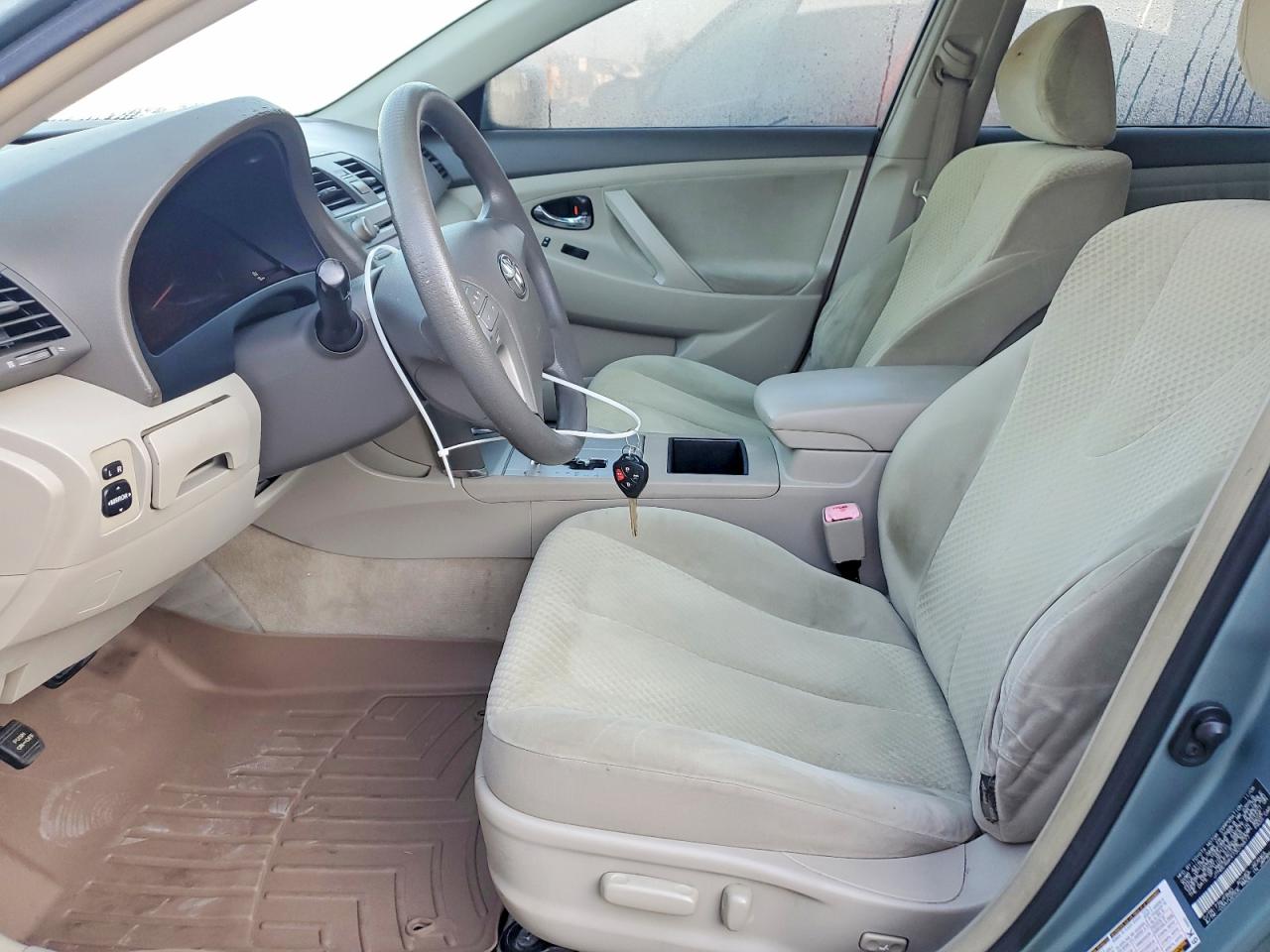2007 TOYOTA CAMRY LE photo 13