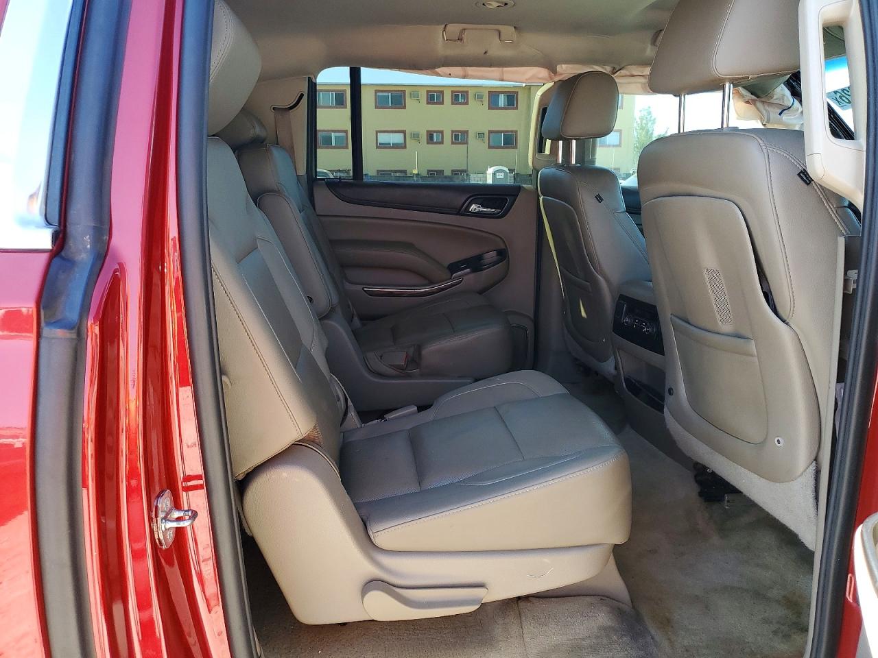 2015 GMC YUKON XL C1500 SLT photo 31