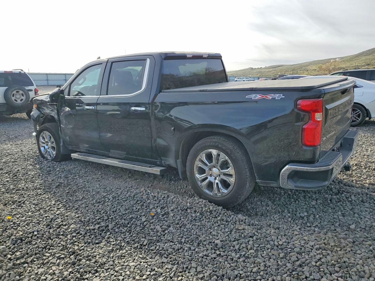2023 CHEVROLET SILVERADO K1500 LTZ photo 2
