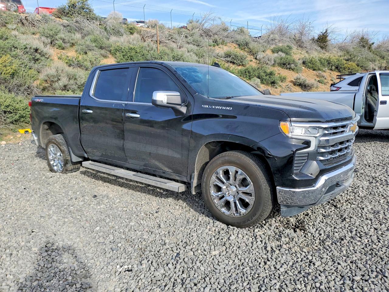 2023 CHEVROLET SILVERADO K1500 LTZ photo 4