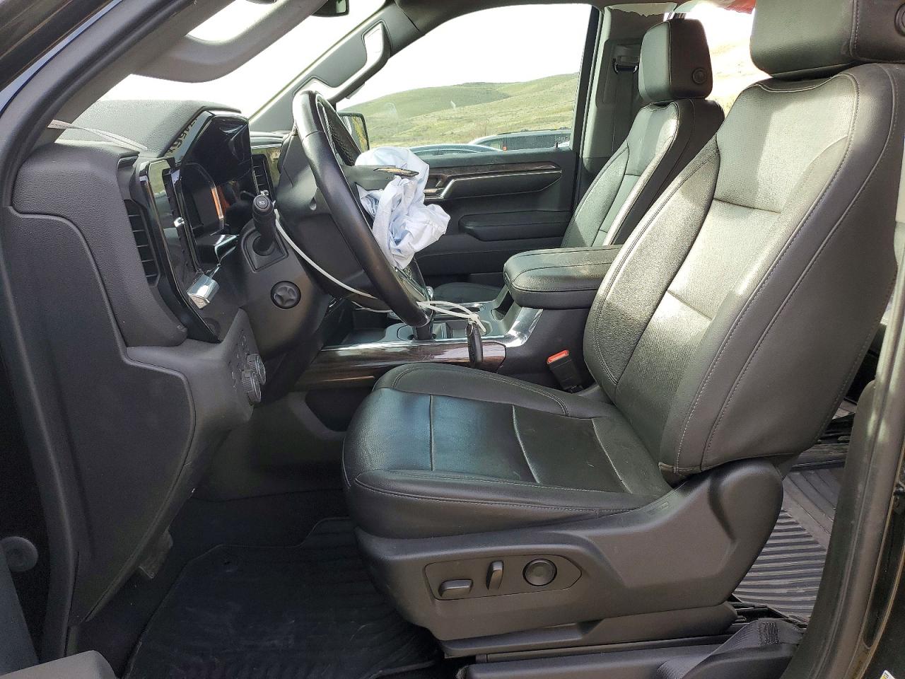 2023 CHEVROLET SILVERADO K1500 LTZ photo 7